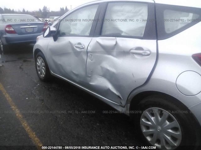 3N1CE2CP5FL415798 - 2015 NISSAN VERSA NOTE S/S PLUS/SV/SL/SR SILVER photo 6