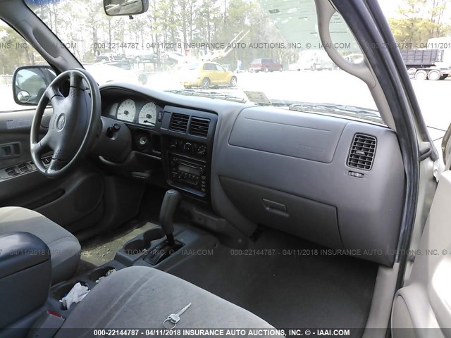 5TEGN92N22Z099789 - 2002 TOYOTA TACOMA DOUBLE CAB PRERUNNER SILVER photo 5