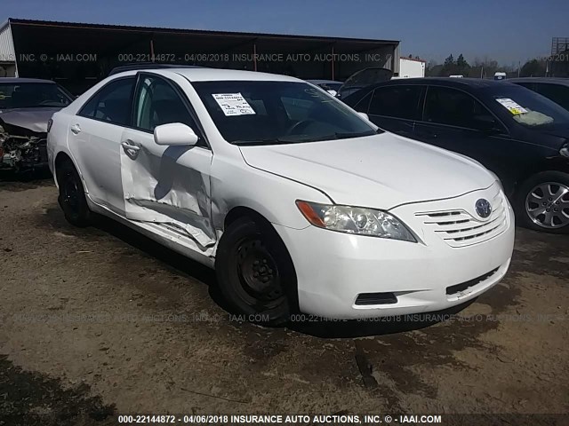 4T1BE46K97U627613 - 2007 TOYOTA CAMRY NEW GENERAT CE/LE/XLE/SE WHITE photo 1