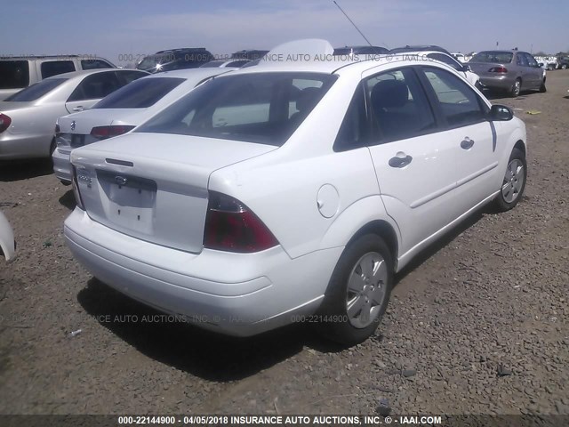 1FAFP34N87W242528 - 2007 FORD FOCUS ZX4/S/SE/SES 白色 照片 4
