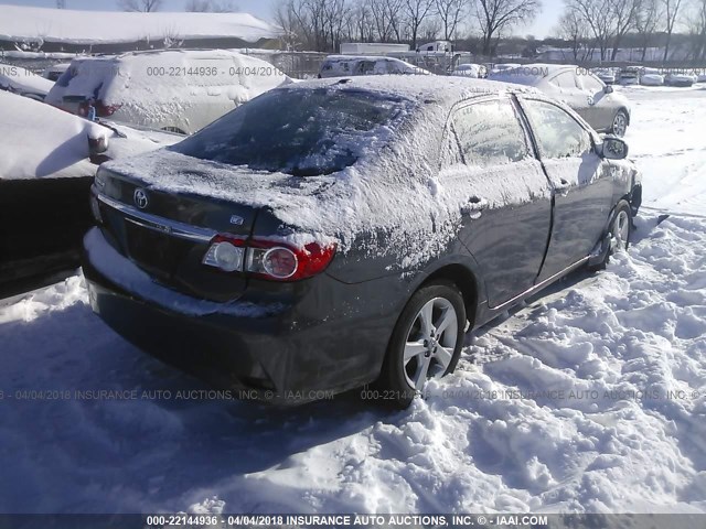 2T1BU4EE8CC757943 - 2012 TOYOTA COROLLA S/LE GRAY photo 4