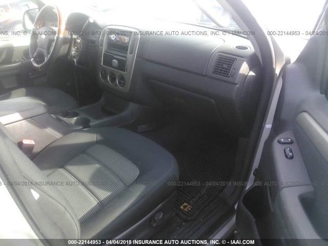 1FMZU73K34ZA70736 - 2004 FORD EXPLORER XLT/XLT SPORT/NBX 银色 照片 5