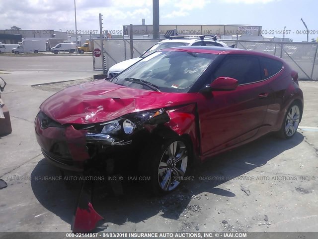 KMHTC6AD9DU143581 - 2013 HYUNDAI VELOSTER RED photo 2