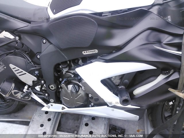 JKBZXJE14DA002270 - 2013 KAWASAKI ZX636 E WHITE photo 8