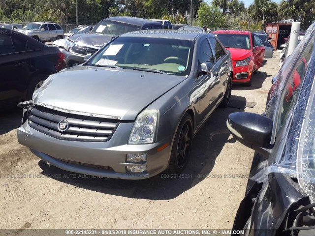 1G6DW677750215732 - 2005 CADILLAC STS GRAY photo 2