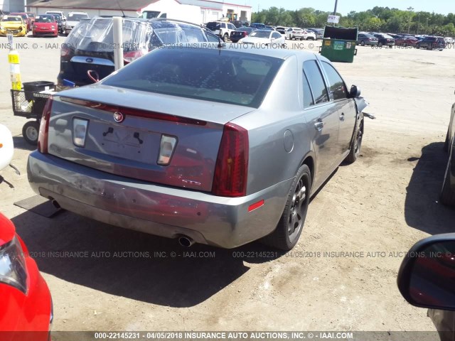 1G6DW677750215732 - 2005 CADILLAC STS GRAY photo 4