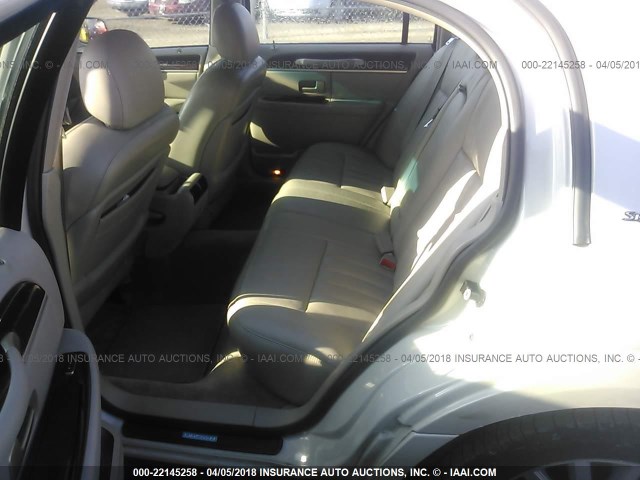 1LNHM81W44Y686930 - 2004 LINCOLN TOWN CAR EXECUTIVE/SIGNATURE Beyaz fotoğraf 8
