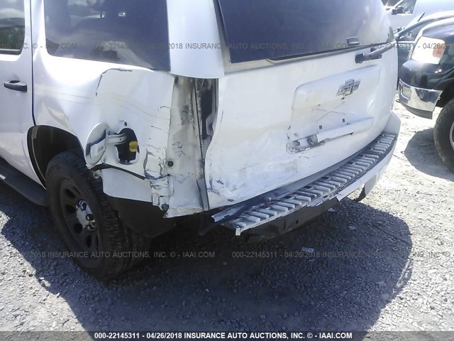 1GNMCAE07AR151722 - 2010 CHEVROLET TAHOE C1500  LS WHITE photo 6