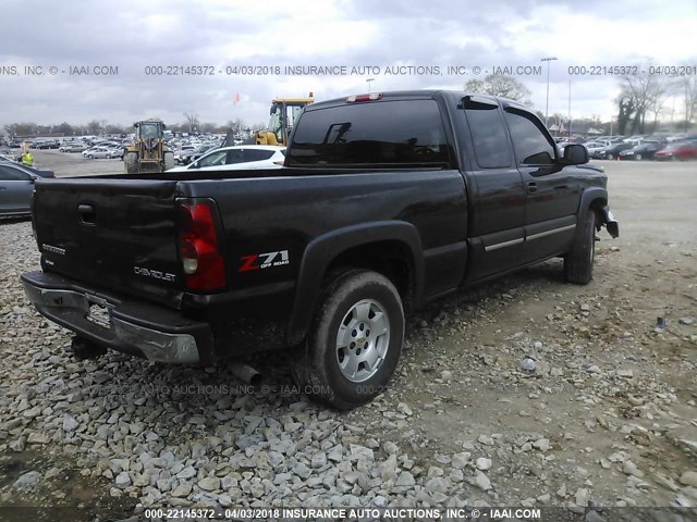 2GCEK19T251233067 - 2005 CHEVROLET SILVERADO K1500 BLACK photo 4