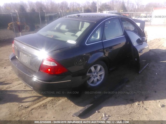 1FAHP27187G126493 - 2007 FORD FIVE HUNDRED SEL GRAY photo 4