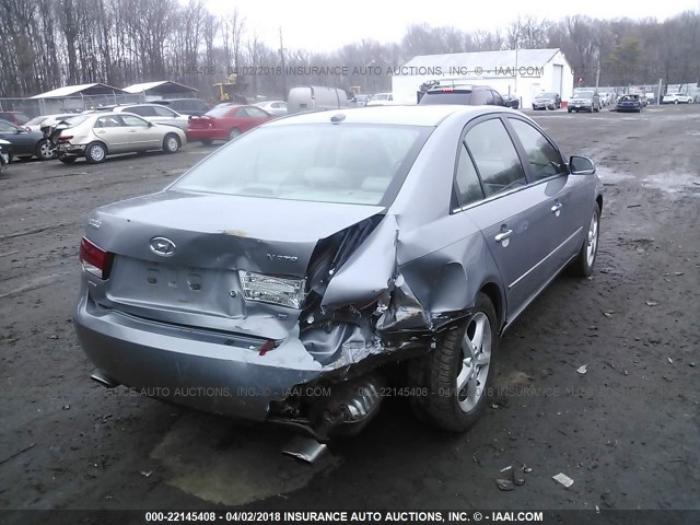 5NPEU46FX8H311947 - 2008 HYUNDAI SONATA SE/LIMITED GRAY photo 4