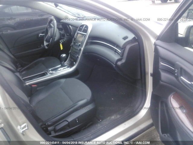 1G11C5SA9DF291916 - 2013 CHEVROLET MALIBU 1LT 绿色 照片 5