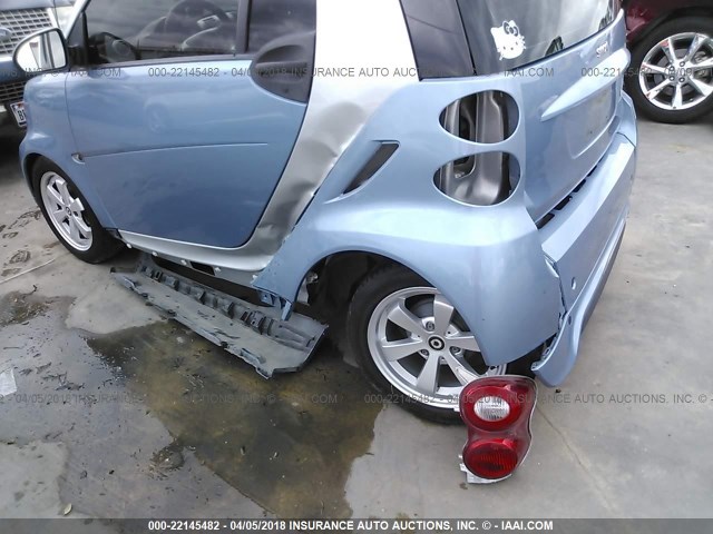 WMEEJ3BA0DK692542 - 2013 SMART FORTWO PURE/PASSION Light Blue photo 6