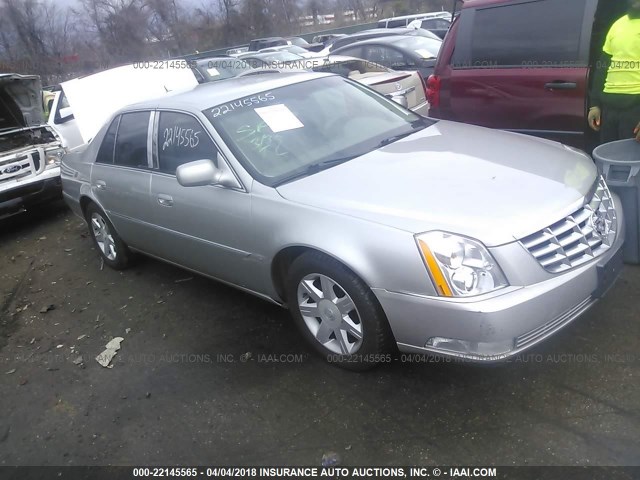 1G6KD57Y37U124758 - 2007 CADILLAC DTS SILVER photo 1