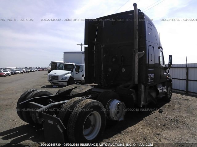 3AKJGLDR8DSFE7639 - 2013 FREIGHTLINER CASCADIA 125  BLACK photo 4