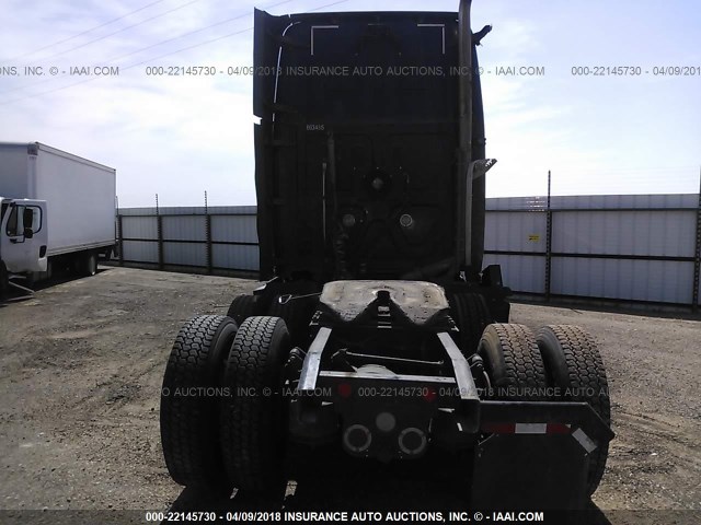 3AKJGLDR8DSFE7639 - 2013 FREIGHTLINER CASCADIA 125  BLACK photo 8