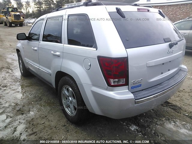 1J4HR58N86C186488 - 2006 JEEP GRAND CHEROKEE LIMITED SILVER photo 3