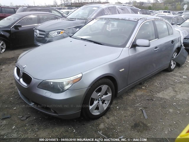 WBANF73536CG65437 - 2006 BMW 530 XI GRAY photo 2