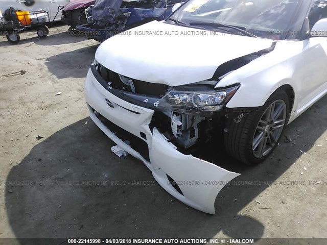 JTKJF5C75D3062600 - 2013 TOYOTA SCION TC 白色 照片 6