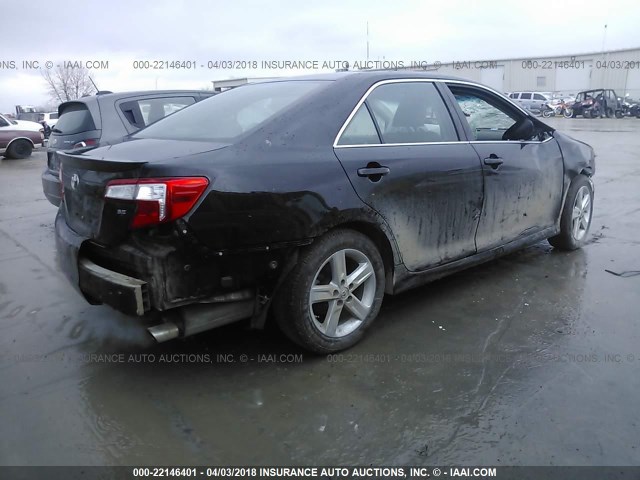 4T1BF1FK1EU383013 - 2014 TOYOTA CAMRY L/SE/LE/XLE 黑色 照片 4