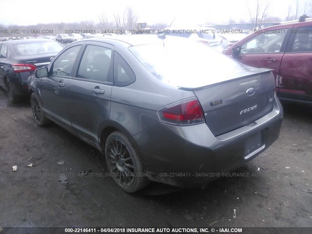 1FAHP3GN5AW131009 - 2010 FORD FOCUS SES GRAY photo 3