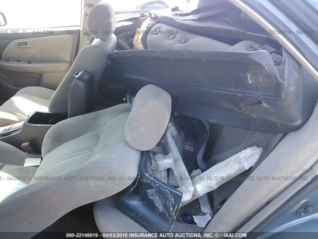 4T1BG22K0YU739240 - 2000 TOYOTA CAMRY CE/LE/XLE 蓝色 照片 8