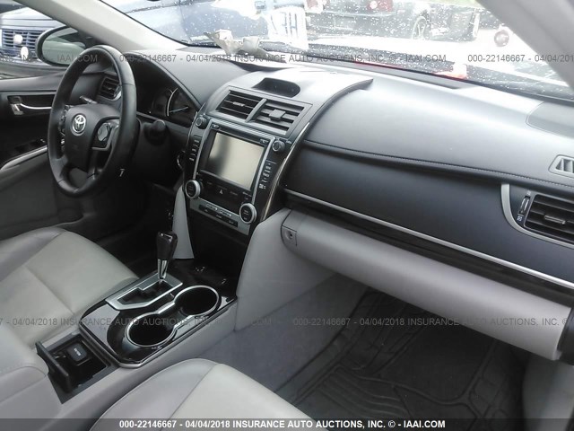 4T1BF1FK7EU782816 - 2014 TOYOTA CAMRY L/SE/LE/XLE 黑色 照片 5