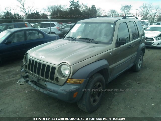 1J4GL48K45W532949 - 2005 JEEP LIBERTY SPORT 金色 照片 2