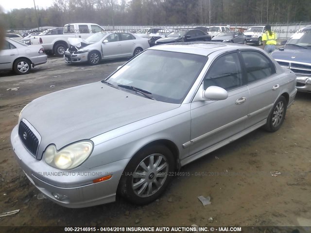 KMHWF35H05A106387 - 2005 HYUNDAI SONATA GLS/LX SILVER photo 2