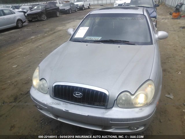 KMHWF35H05A106387 - 2005 HYUNDAI SONATA GLS/LX SILVER photo 6