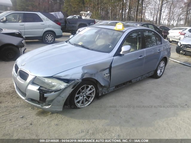 WBAPK7C52AA459046 - 2010 BMW 328 XI BLUE photo 2