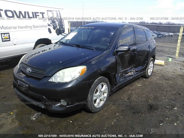 2T1LR32E65C350839 - 2005 TOYOTA COROLLA MATRIX XR BLACK photo 2