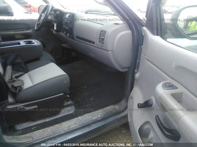 1GCEC14X87Z638870 - 2007 CHEVROLET SILVERADO C1500 CLASSIC BLUE photo 5