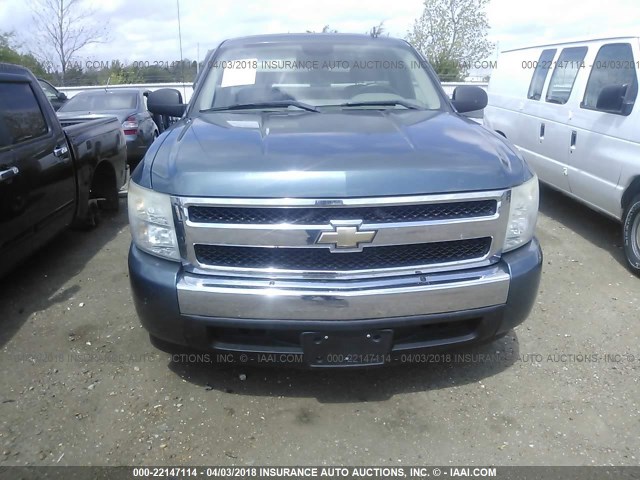 1GCEC14X87Z638870 - 2007 CHEVROLET SILVERADO C1500 CLASSIC BLUE photo 6
