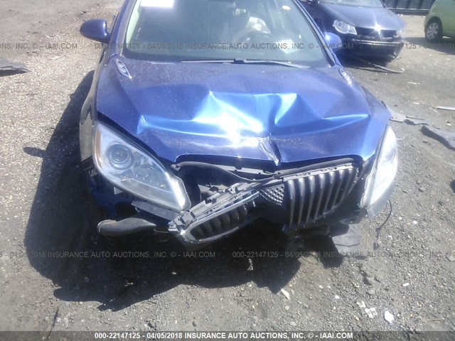 1G4PP5SK4D4101395 - 2013 BUICK VERANO BLUE photo 6