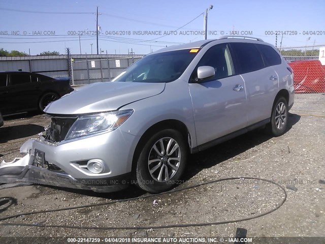 5N1AR2MN1GC646678 - 2016 NISSAN PATHFINDER S/SV/SL/PLATINUM SILVER photo 2