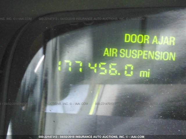 1LNHM81W2YY939071 - 2000 LINCOLN TOWN CAR EXECUTIVE RED photo 7