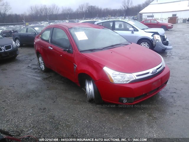 1FAHP33N78W102806 - 2008 FORD FOCUS SE/SEL/SES RED photo 1