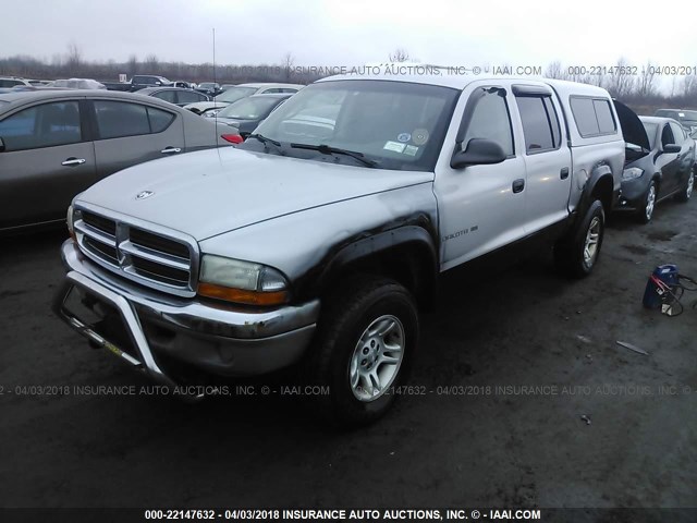 1B7GG2AN11S224156 - 2001 DODGE DAKOTA QUAD SILVER photo 2