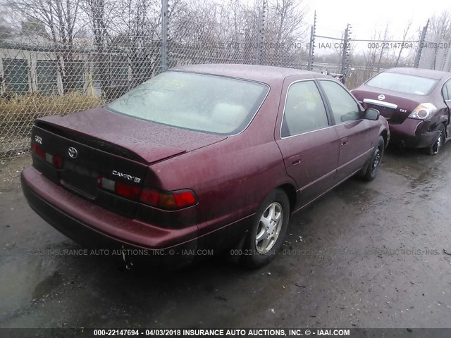 4T1BG22K9XU510456 - 1999 TOYOTA CAMRY CE/LE/XLE RED photo 4