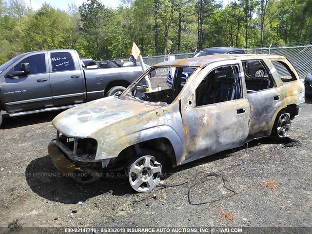 1GNDS13S952348462 - 2005 CHEVROLET TRAILBLAZER LS/LT BLACK photo 2