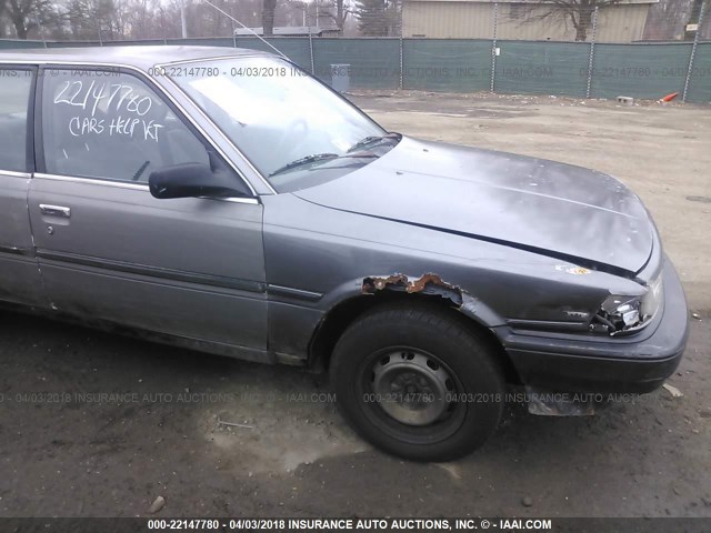 4T1SV21EXLU233926 - 1990 TOYOTA CAMRY DLX GRAY photo 6