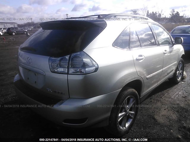 JTJHW31U672022892 - 2007 LEXUS RX 400H SILVER photo 4