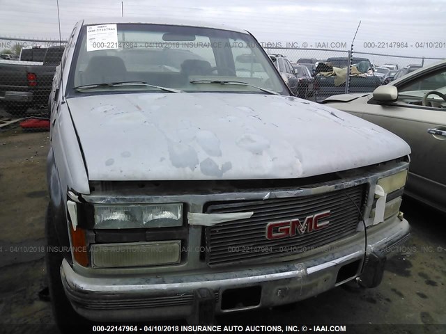 1GTGK24F1NE545346 - 1992 GMC SIERRA K2500 GRAY photo 6