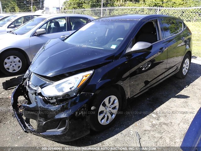 KMHCT5AE0FU220893 - 2015 HYUNDAI ACCENT GS BLACK photo 2