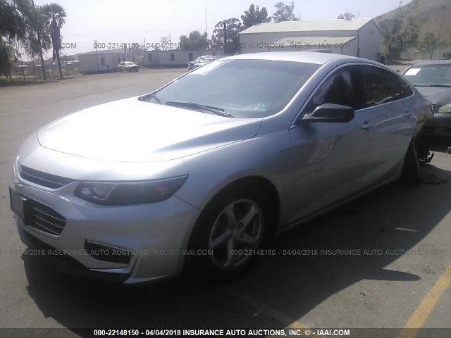 1G1ZB5ST5HF222069 - 2017 CHEVROLET MALIBU LS ვერცხლისფერი ფოტო 2