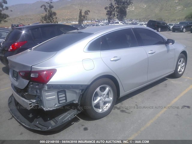 1G1ZB5ST5HF222069 - 2017 CHEVROLET MALIBU LS ვერცხლისფერი ფოტო 4