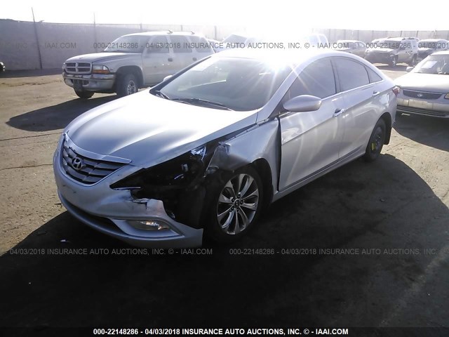 5NPEC4AC1BH157426 - 2011 HYUNDAI SONATA SE/LIMITED SILVER photo 2