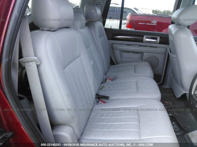 5LMFU27505LJ05745 - 2005 LINCOLN NAVIGATOR წითელი ფოტო 8