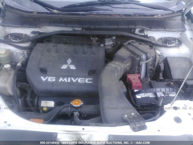 JA4MS31X77Z004846 - 2007 MITSUBISHI OUTLANDER ES/LS 白色 照片 10